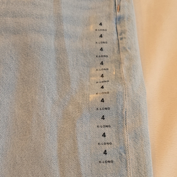 NWT American Eagle Outfitters Light Blue Skater Jeans - Picture 2 of 13